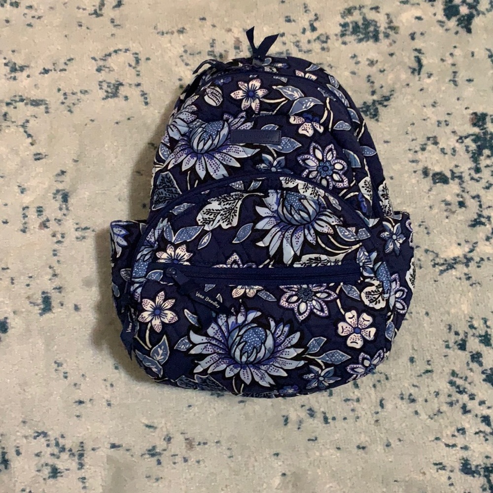 Mini Vera Bradley backpack (barley used)